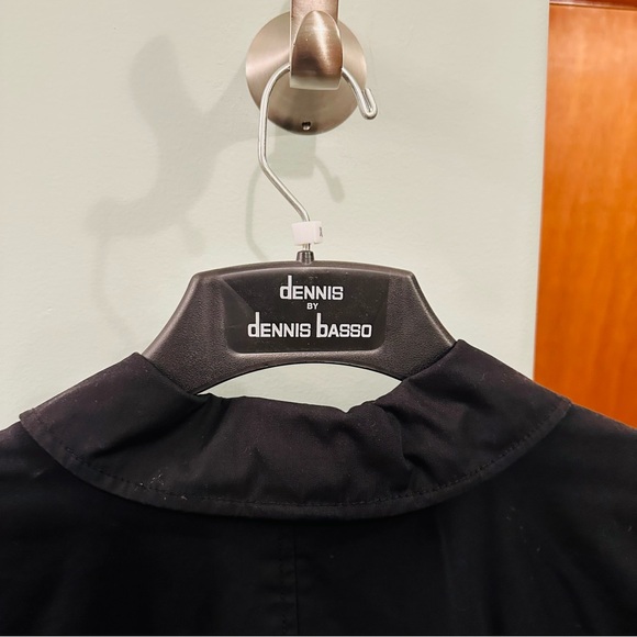 Dennis Basso jacket with bright lining. Women’s size XL. Pristine condition. - Picture 4 of 5